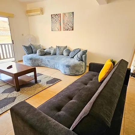 Sky Line Rooms, 150m From Chabad Lubavitch アパート *